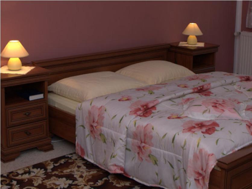 Hotel Keszyca Lesna Екстер'єр фото